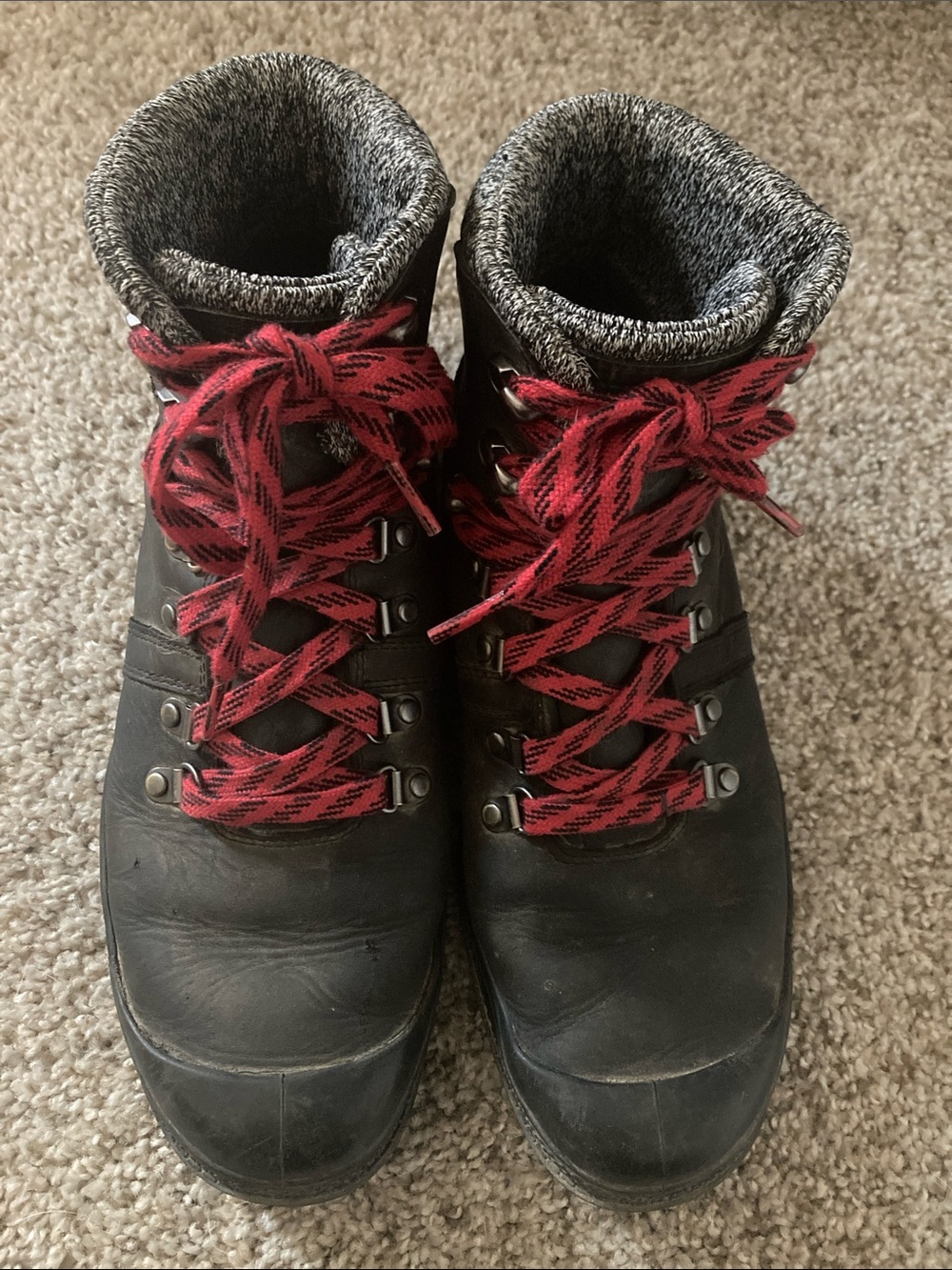 Women’s Black Lace-Up Winter Hiking Boots with Red Laces
